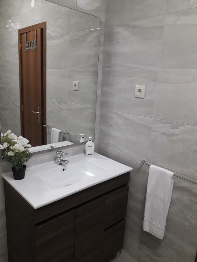 Comfortable & Central Apartment Senhora da Hora ภายนอก รูปภาพ